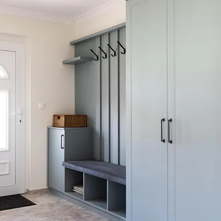 Izabella Vendeghaz Apartment Balatonrendes