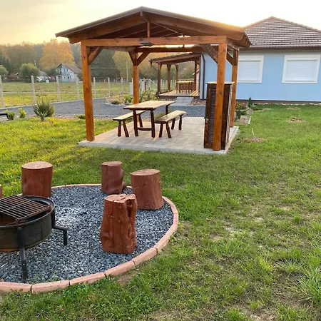 Izabella Vendeghaz Apartment