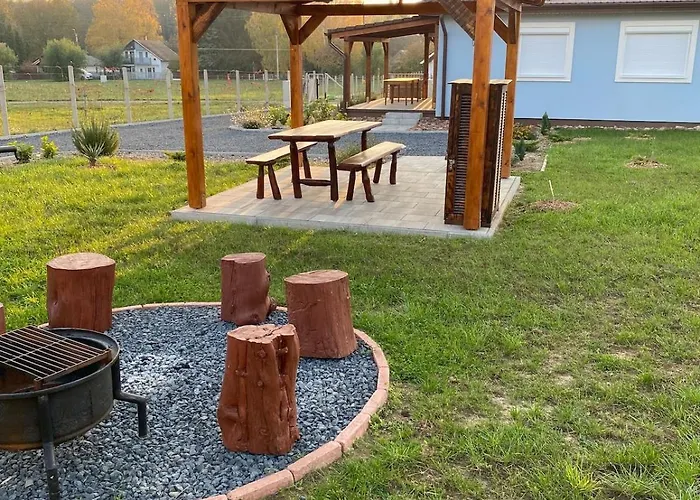 Izabella Vendeghaz דירה